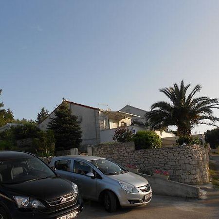 Studio Apartman Kornelija Lumbarda Exterior photo